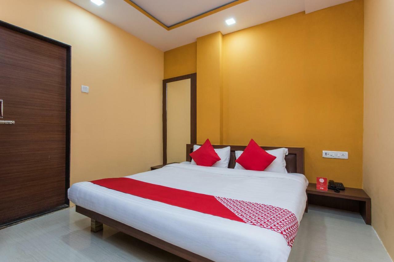 Oyo 17161 Hotel Mahalaxmi Ujjain Luaran gambar