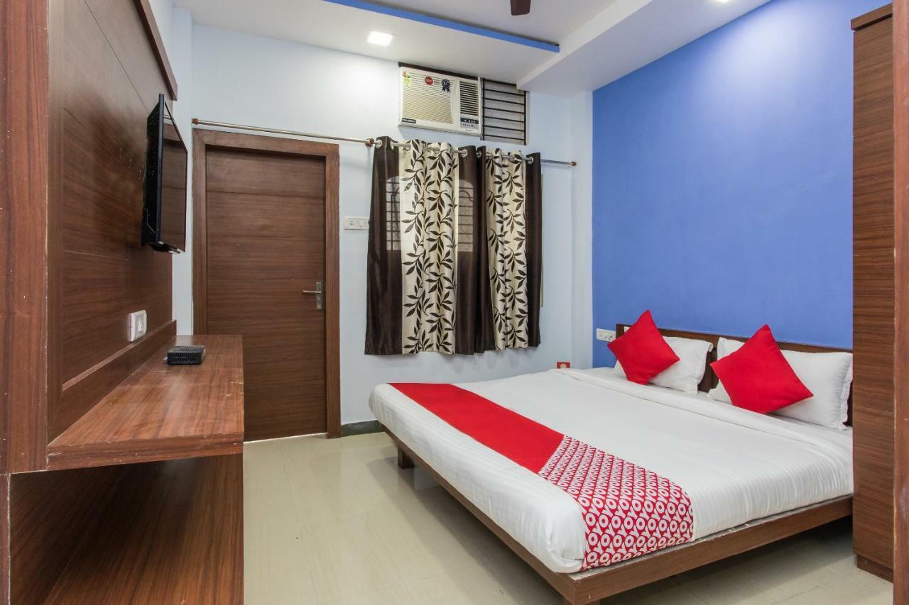 Oyo 17161 Hotel Mahalaxmi Ujjain Luaran gambar