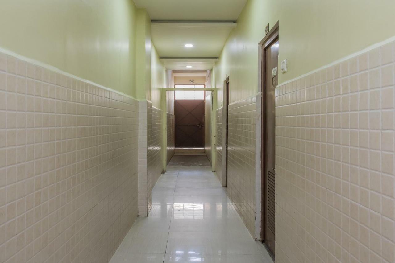Oyo 17161 Hotel Mahalaxmi Ujjain Luaran gambar