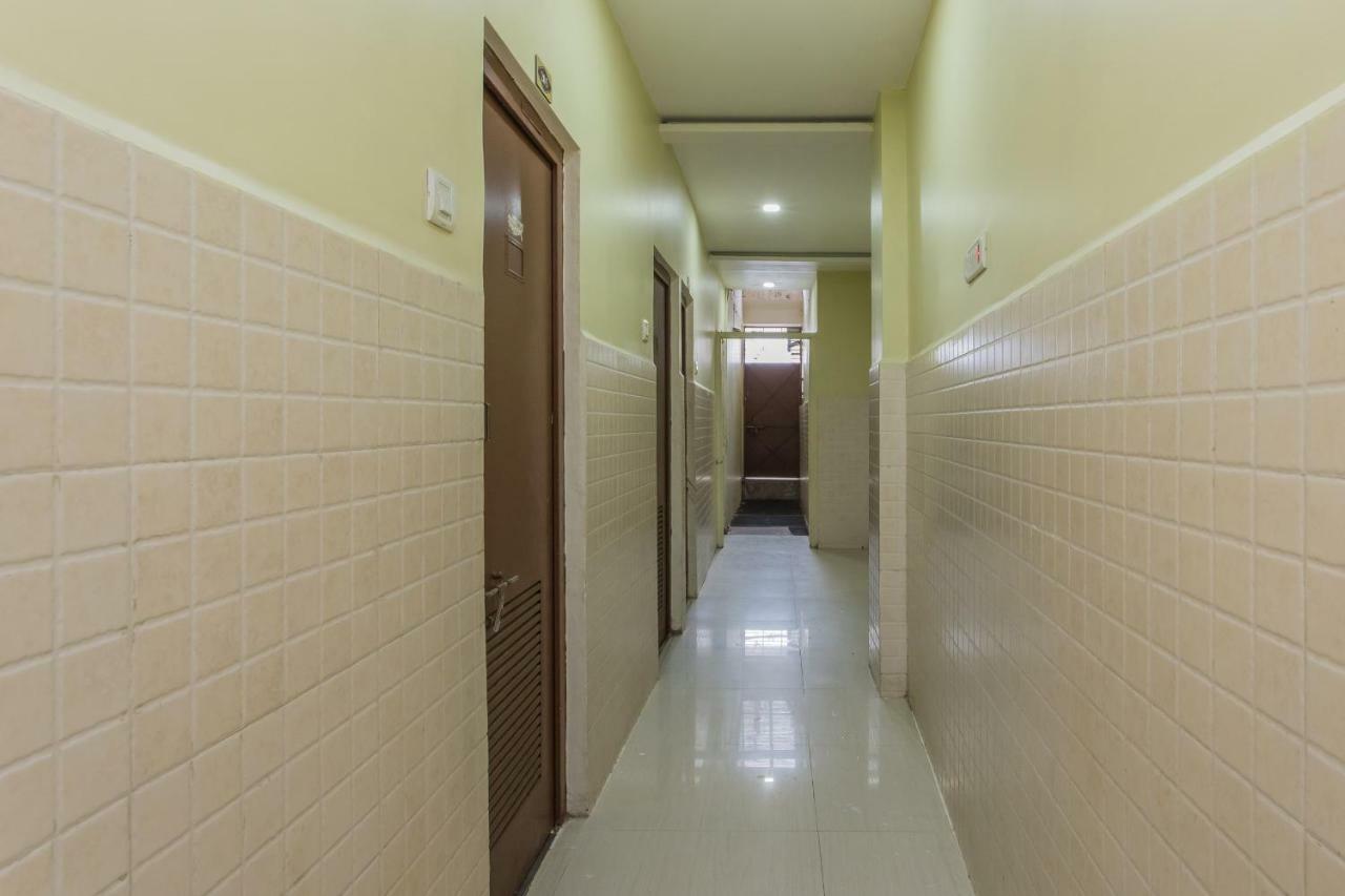 Oyo 17161 Hotel Mahalaxmi Ujjain Luaran gambar